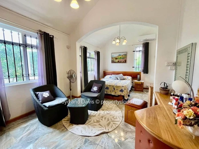 Duplex House with Private Pool in a Secure Residence