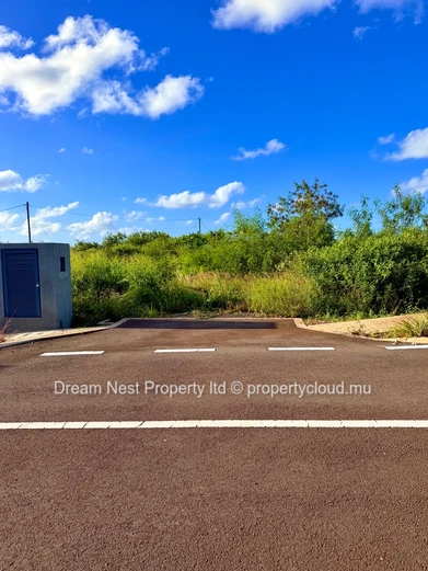 A Rare Plot Between Golf, Beach and Exclusive Island Living