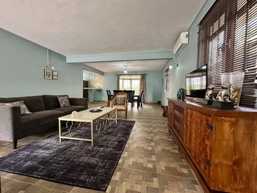 4 Bedroom Apartment