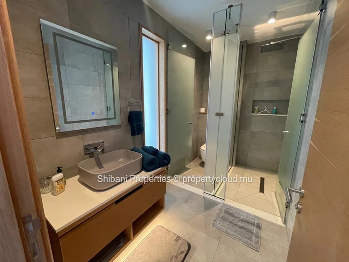 Villa d’Exception de 4 Chambres à Vendre à Pereybere – Un Refuge Luxueux à Deux Pas de la Plage