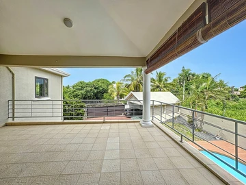 7 Bedroom House