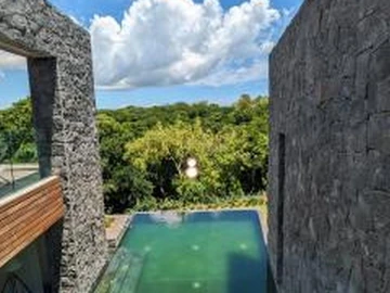 5 Bedroom Villa