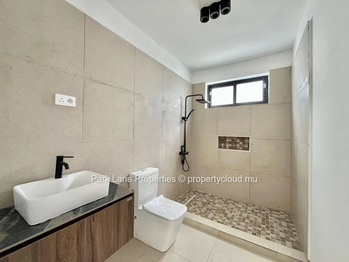 Modern 4-Bedroom Duplex for Sale in Floréal