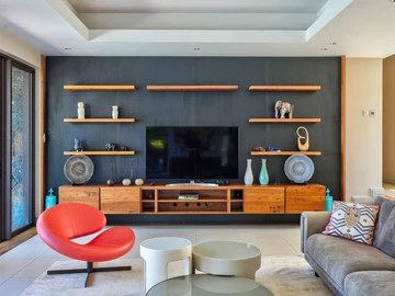 5 Bedroom House