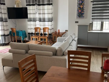 4 Bedroom Townhouse, Duplex
