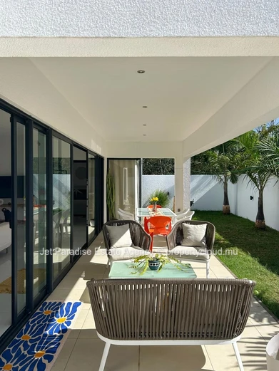 Modern Villa of 3 Bedrooms and pool