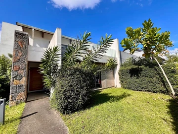 4 Bedroom Townhouse, Duplex