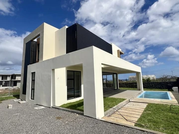 3 Bedroom Villa