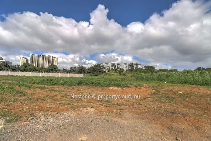 Residential & commercial/residential Plot of 4220.77 