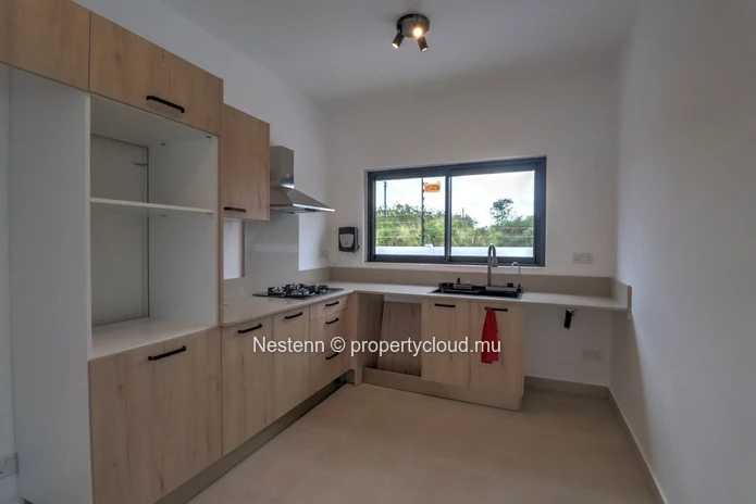 Maison moderne neuve avec piscine à Grand Baie