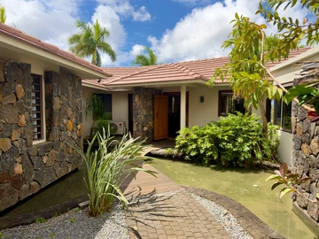 4 Bedroom Villa