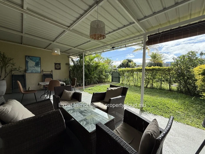 Appartement 3 Chambres Avec Jardin Privatif & Accès Direct À La Piscine – Résidence Sécurisée