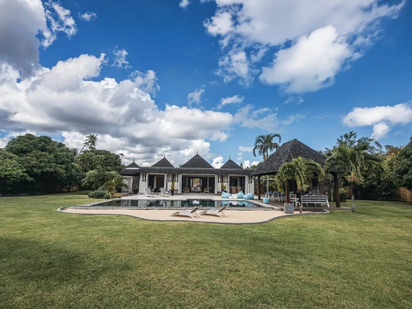 4 Bedroom Villa