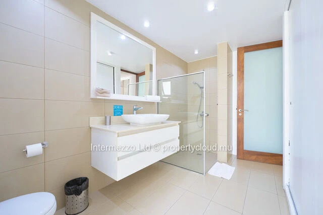 Apartment for Sale Mont Choisy – Garden Level, Private Garden, Mont Choisy & Trou aux Biches Beaches on Foot | Foreig...