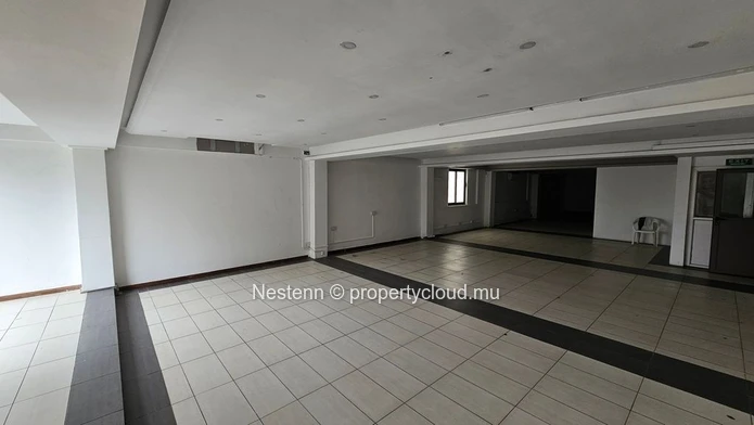 Espace commercial de 175m²