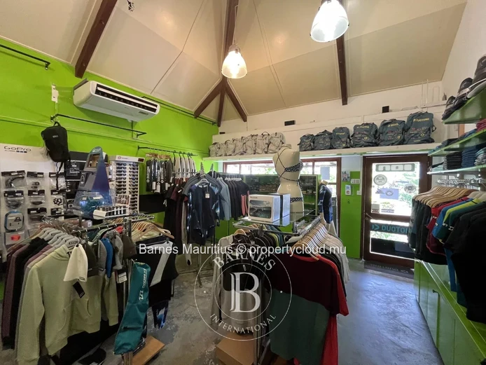 LE MORNE - Local commercial - 35 m²