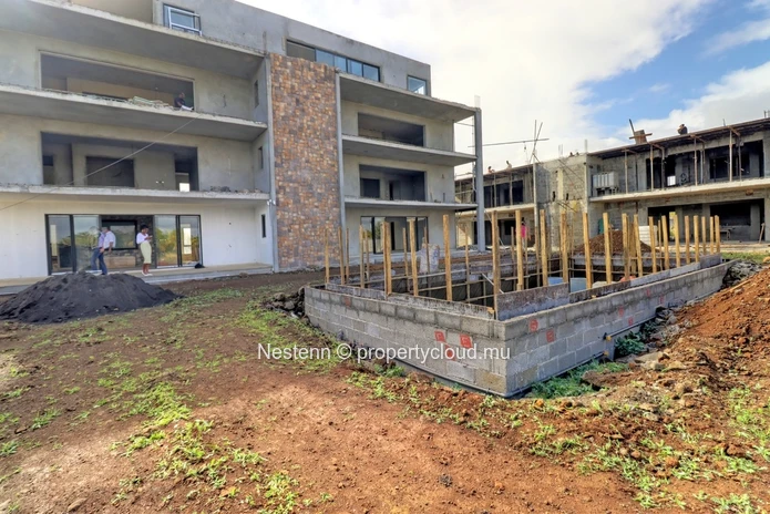 Appartement de 3 chambres avec piscine commune dans une résidence sécurisée 
