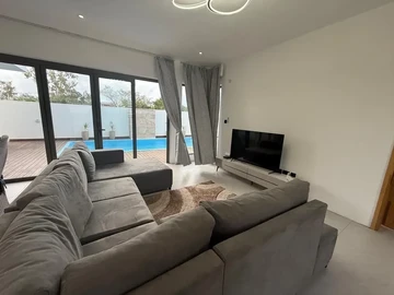 4 Bedroom Villa