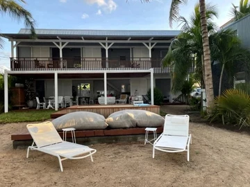 6 Bedroom Villa