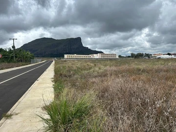 Commercial Land
