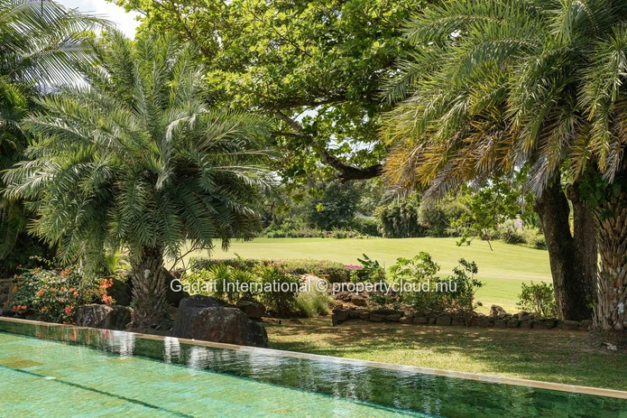 An exceptional frontline golf villa in the heart of the prestigious Anahita estate