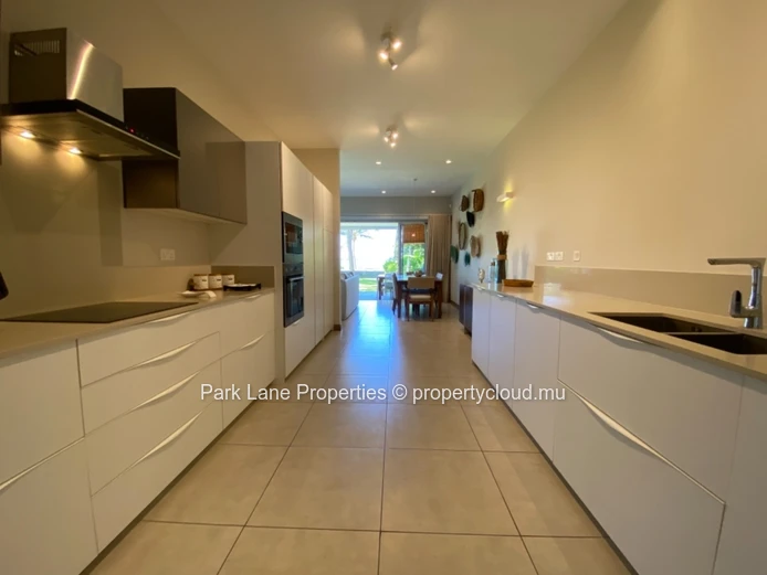 Magnifique appartement  sur la plage de Grand Baie!