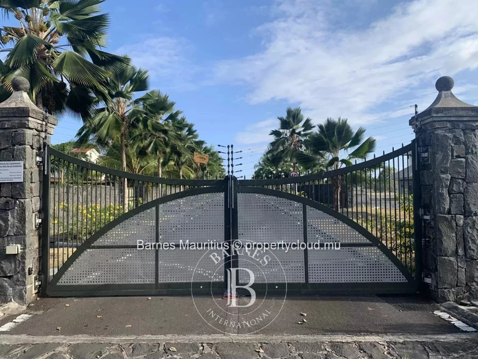 BEAU VALLON - Residential Land - 1,286 m² (30.47 Perches)
