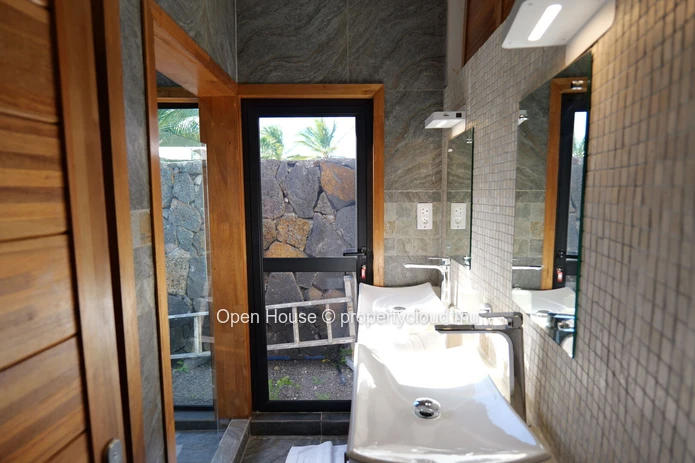 Furnished 3-Bedroom Villa with Private Pool in Pointe aux Piments