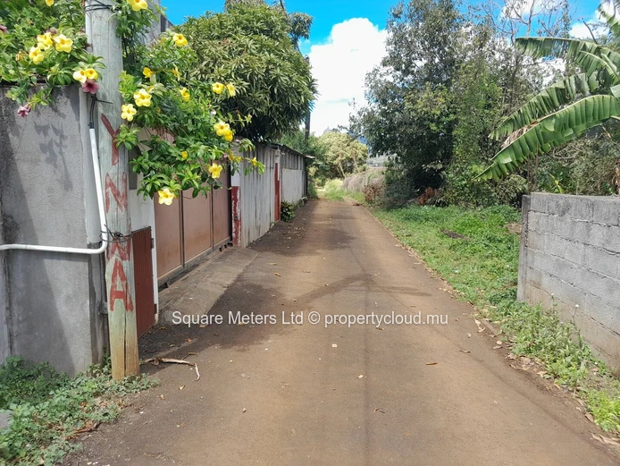 Residential Land for Sale in Ilot (Sole Mandate)