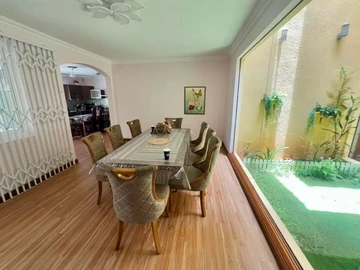 Villa de 5 Chambres