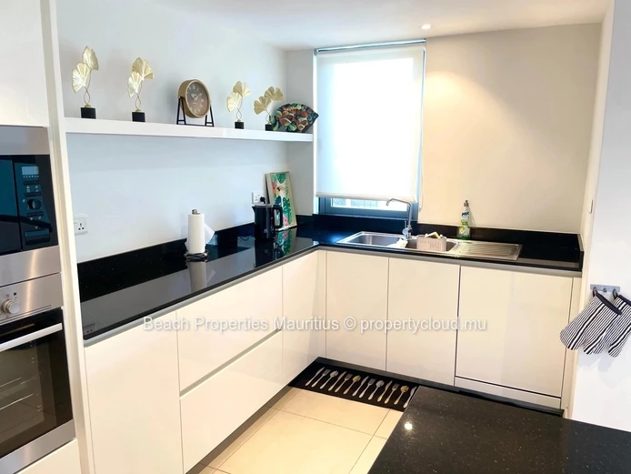Open-Plan 3-Bed Apartment | Cleaning Included + Moments from the Beach