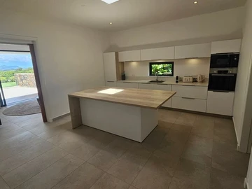 4 Bedroom Apartment