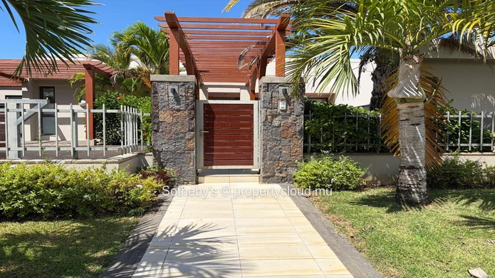 Villa White Light
