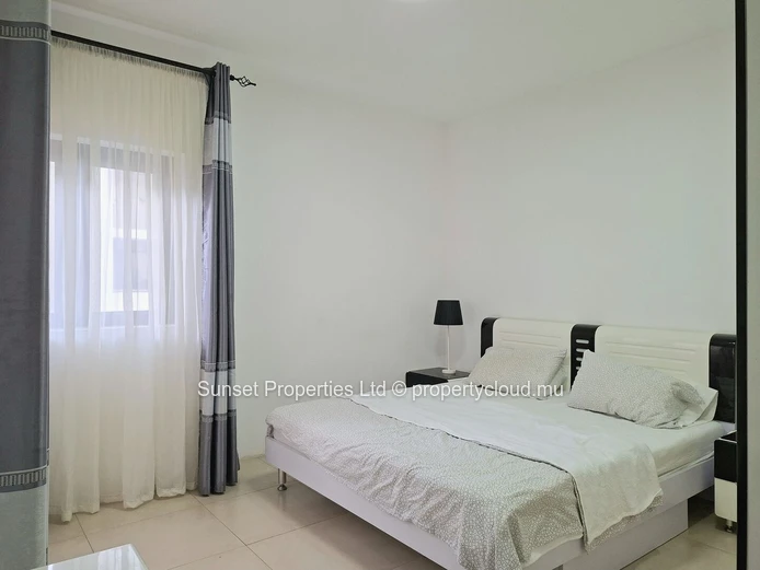 Apartment | 3 Bedrooms | 900m from the Beach