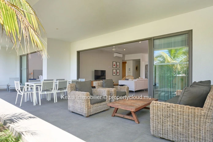 Contemporary Apartment With Large Terrace And Private Garden