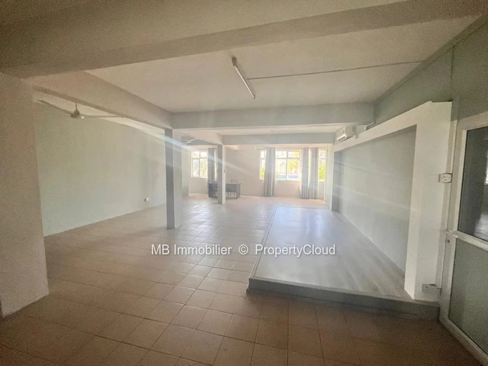 Office for Rent – Pointe aux Cannoniers