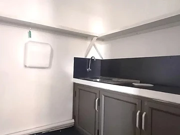 Bureau de 6 Chambres