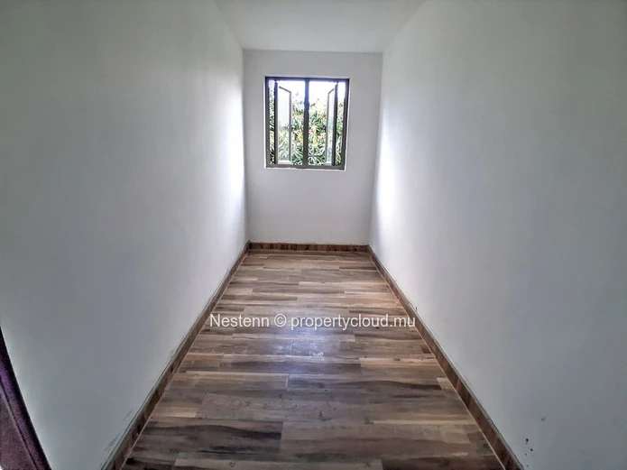 Exceptional commercial premises for rent – Strategic location in Vale