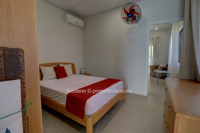 Elegance and Comfort in a Prime Location
