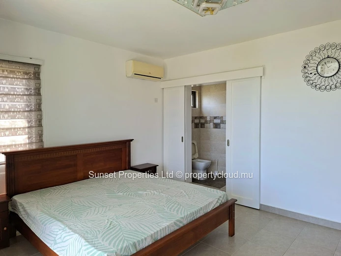 Duplex | 4 chambres | Quartier Résidentiel