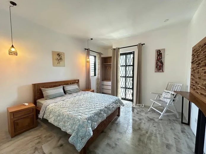 New Villa with Pool in Calodyne