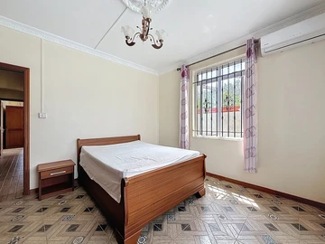 7 Bedroom House