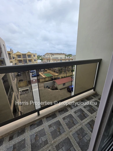 Magnifique penthouse à vendre dans une résidence haut de gamme – Pereybere