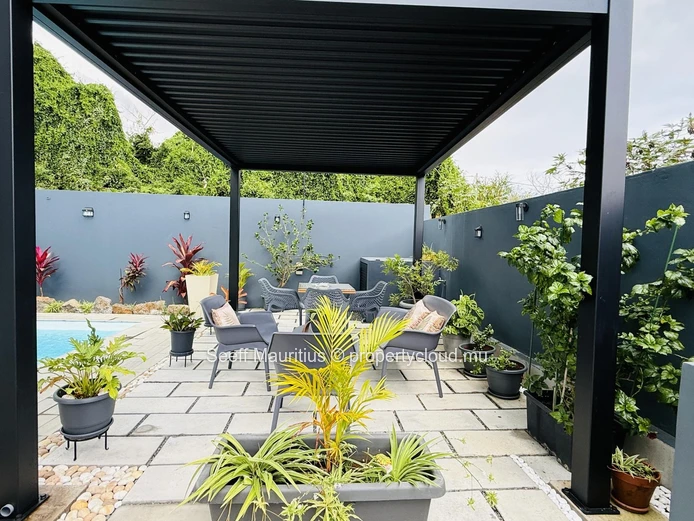 Villa Contemporaine 3 Chambres à Calodyne 