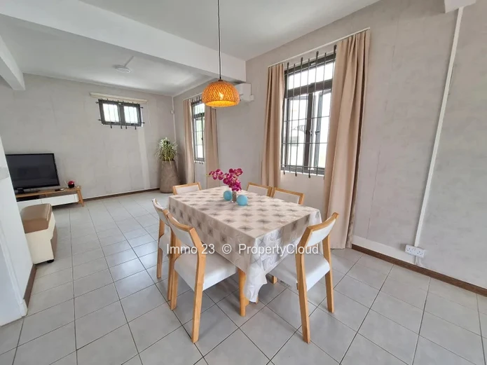 House / Villa - 3 bedrooms - Flic en Flac - Ref. MA96213LO
