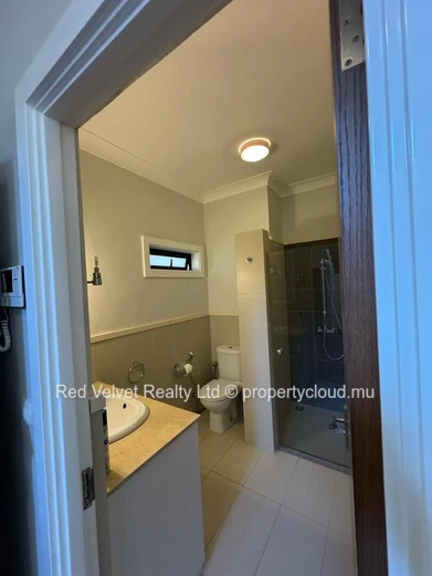 Penthouse de luxe en duplex à vendre à Sodnac, Quatre Bornes