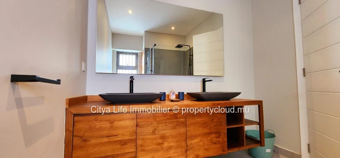 Appartement d’exception les pieds dans l’eau