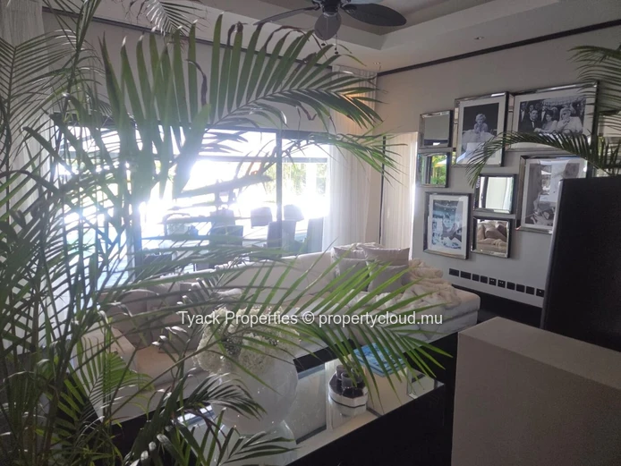 Exceptional Luxury IRS Villa with 5 En-Suite Bedrooms and Private Pool in Anahita Beau Champ