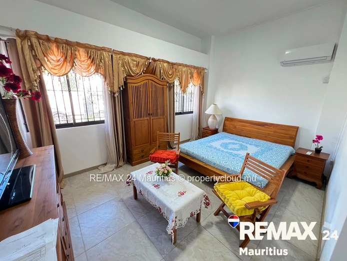 Cozy 1-Bedroom Ground-Floor Studio for Rent in Flic en Flac