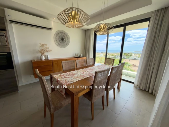 Bel appartement en duplex meublé avec 3 chambres en suite